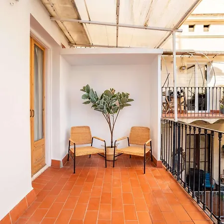 The Collection - Paseo De Gracia 5bd And 3bth For 10 With Terrace *