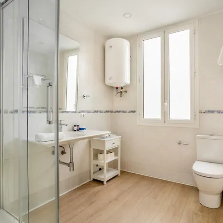 The Collection - Paseo De Gracia 5bd And 3bth For 10 With Terrace Apartament *