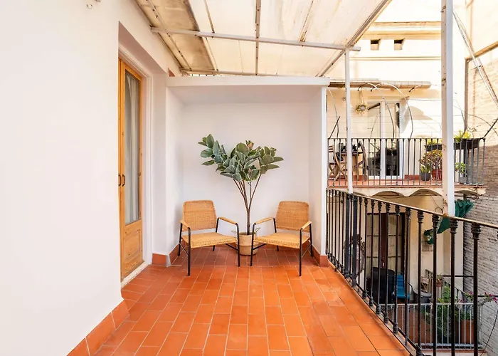 The Collection - Paseo De Gracia 5bd And 3bth For 10 With Terrace *
