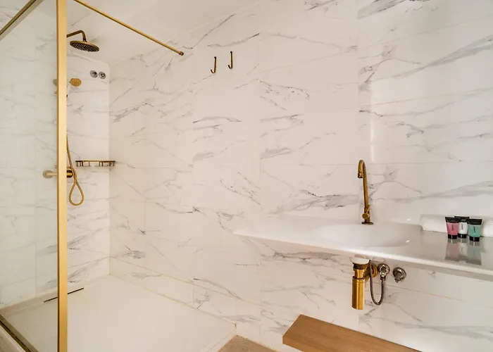شقة The Collection - Paseo De Gracia 5bd And 3bth For 10 With Terrace *